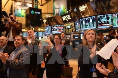 Chứng khoán Mỹ chịu áp lực lớn từ giá dầu giảm