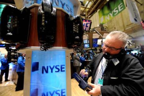 Chứng khoán Mỹ "kém vui" do giá dầu chi phối