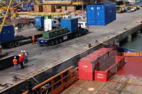 Fed tăng lãi suất, doanh nghiệp gặp khó khi nhập khẩu