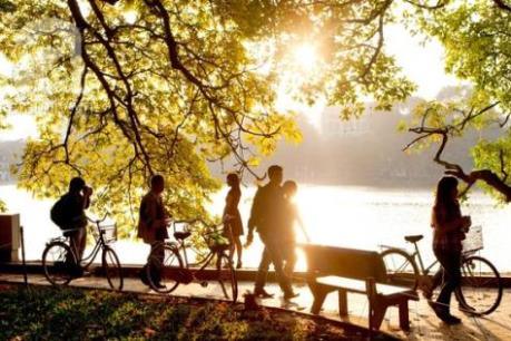 Dự báo thời tiết 21/12: Bắc Bộ hửng nắng, Nam Bộ mưa rào rải rác