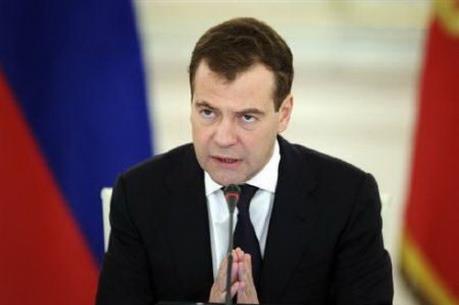 Kinh tế khó khắn, Nga tinh giản bộ máy chính phủ 