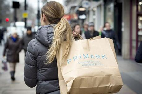 Các hộ gia đình Anh đang "vung tay quá trán"