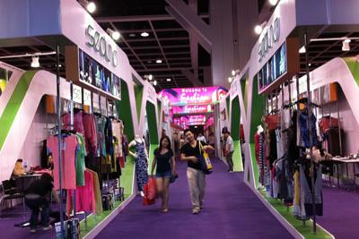 Hội chợ Thời trang 2015 hút khách từ buổi khai mạc