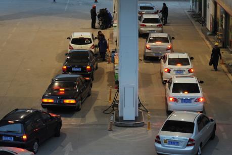 Giá dầu tăng trên thị trường châu Á