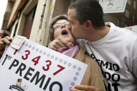 Một người nhập cư trúng số độc đắc dịp Noel tại Tây Ban Nha