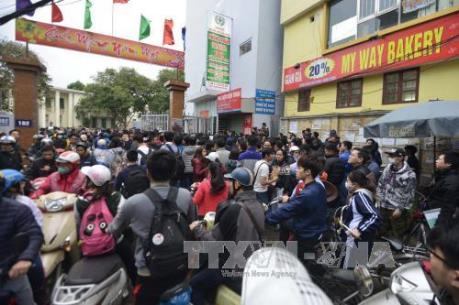 Hà Nội: “Khát” vắc xin dịch vụ