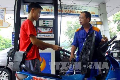 Giá xăng không đổi, giá dầu diesel tăng nhẹ