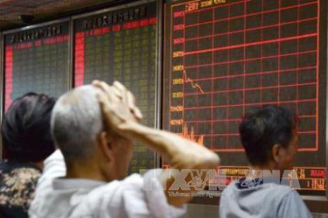 Phiên 5/1: Thị trường chứng khoán Trung Quốc tiếp tục lao dốc