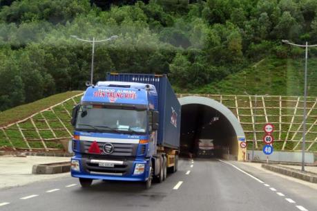 Đưa vào sử dụng hầm đường bộ Phước Tượng - Phú Gia