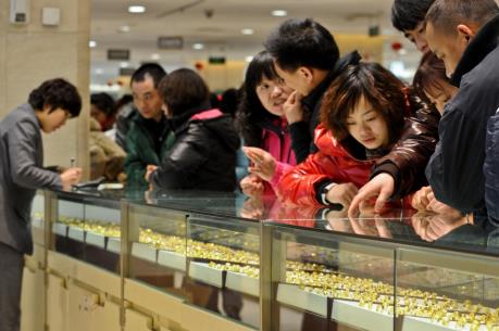 Giá vàng châu Á tăng phiên thứ ba liên tiếp