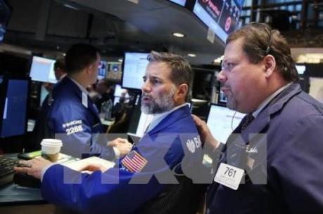 Chứng khoán châu Âu “đỏ sàn” vì giá dầu