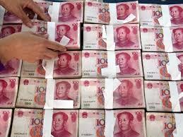 Trung Quốc yêu cầu một số ngân hàng hạn chế mua USD