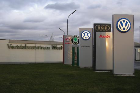 Volkswagen để mất “ngôi vương” tại Nhật Bản năm 2015