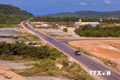 Bất động sản Phú Quốc: Mới nổi nhưng sôi động