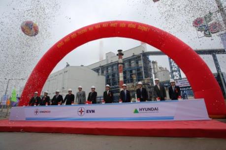 Lễ "Mừng phát điện thương mại Nhà máy Nhiệt điện Mông Dương 1"