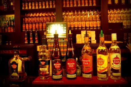 Mỹ “bật đèn xanh” cho thương hiệu rượu rum Havana Club của Cuba