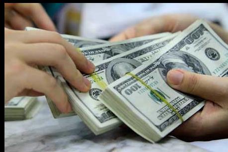 Đồng yen tiếp tục mạnh lên so với USD