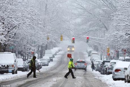 Mỹ ban bố tình trạng khẩn cấp do bão tuyết