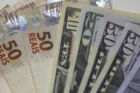 Đồng real Brazil giảm xuống mức thấp kỷ lục so với USD