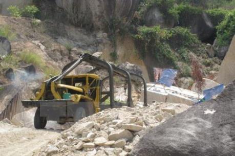 Người dân Phú Thọ khốn khổ vì tình trạng khai thác cao lanh tràn lan