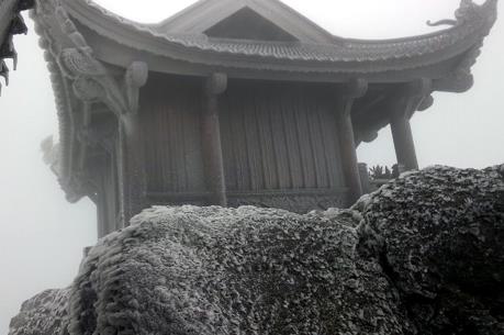 Lần đầu tiên tuyết rơi ở Quảng Ninh