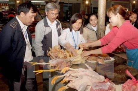 Xử lý hình sự các vụ vi phạm an toàn thực phẩm nghiêm trọng