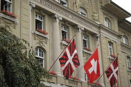 Các ngân hàng Thụy Sỹ dỡ bỏ phong tỏa tiền của Iran