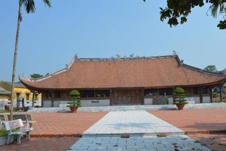 Mùa xuân trảy hội Đình Sàn  