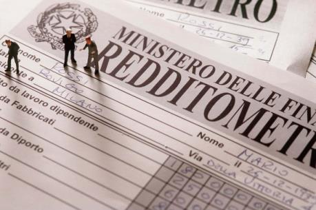 Italy: Tiền trốn thuế tương đương 1/3 GDP