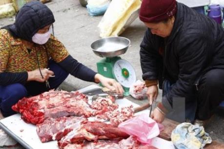 Hà Nội tăng cường kiểm tra các cơ sở chăn nuôi, giết mổ sau Tết