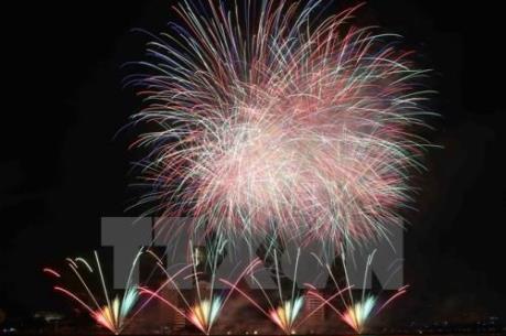 Các điểm bắn pháo hoa giao thừa Tết Bính Thân 2016 tại 63 tỉnh, thành