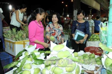 Kinh doanh phục vụ Tết "chạy nước rút"