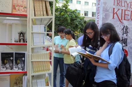 Khai mạc Lễ hội Đường sách Tết Bính Thân tại Thành phố Hồ Chí Minh