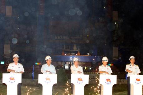 Phát lệnh làm hàng đầu năm tại Tân Cảng-Cát Lái