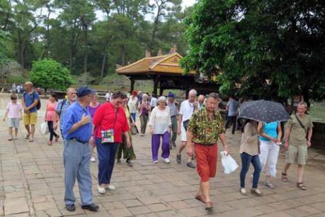 Ấm trầm sắc Xuân Cố đô