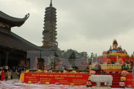 Tưng bừng khai mạc Lễ hội chùa Bái Đính năm 2016