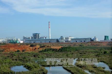 Khắc phục sự cố vỡ đường ống nước chứa xút tại Nhà máy Alumin Tân Rai