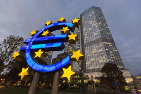 ECB đàm phán mua lại nợ xấu của Italy