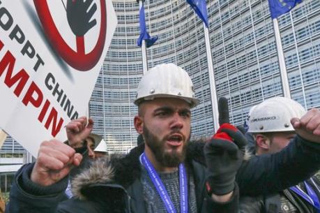 Thép Trung Quốc bán phá giá đe dọa công ăn việc làm ở Châu Âu