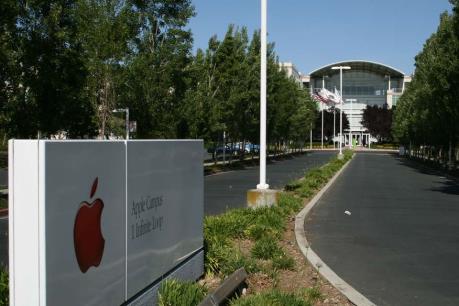 Apple đề xuất hướng giải quyết vụ kiện "bẻ khóa" iPhone