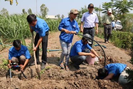 Biến đổi khí hậu: Giá nước sinh hoạt vùng ven biển tăng nhanh do nắng hạn