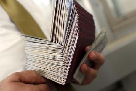 Tây Ban Nha phá đường dây đưa người Trung Quốc vào châu Âu