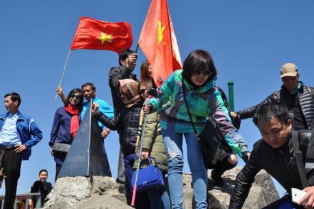 Cáp treo Fansipan – Sapa đón hàng chục nghìn du khách