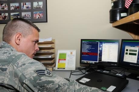 Bộ Quốc phòng Mỹ tuyển dụng tin tặc