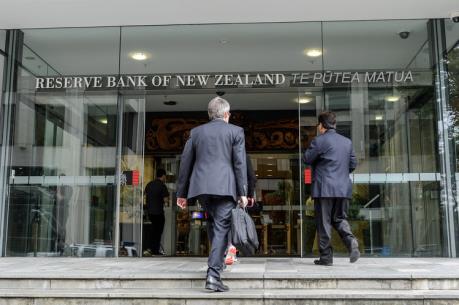 New Zealand cắt giảm lãi suất xuống mức thấp kỷ lục