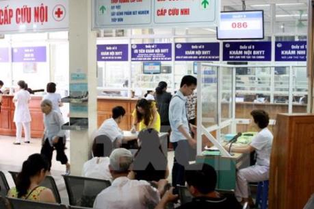 Tăng giá dịch vụ y tế: Lợi ích thiết thực của thẻ bảo hiểm y tế