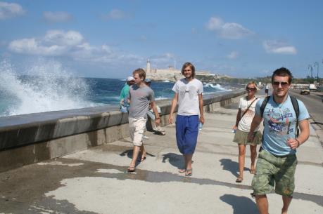 Lượng du khách quốc tế tới Cuba tiếp tục tăng