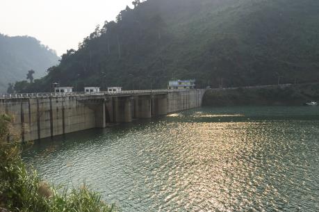 Thủy điện phát huy vai trò chống hạn – Bài 1: Dừng phát điện để tích nước