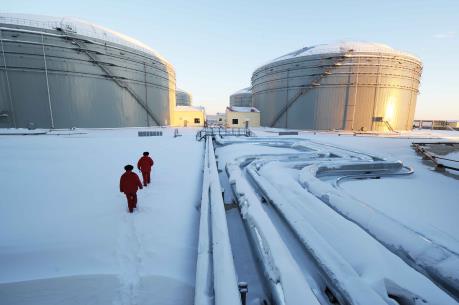 OPEC và các nhà sản xuất dầu dự định họp về bình ổn giá dầu