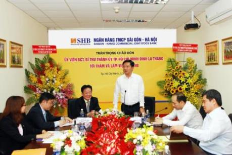 Hệ thống ngân hàng phải cạnh tranh bằng dịch vụ, sản phẩm chất lượng